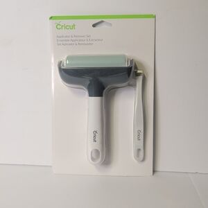 Cricut Crafting Tool Set - White and Gray